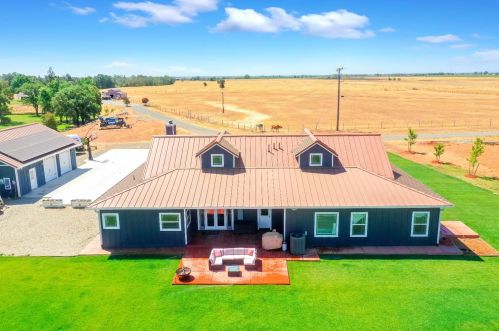 301 Sunnybrook Ln, Oroville CA  95965-8101 exterior