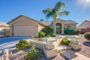 8823 El Caminito Dr, Peoria, AZ 85345-7812