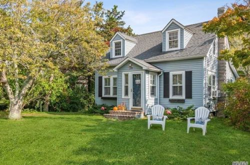 1385 Old Shipyard Ln, Southold NY  11971-1539 exterior