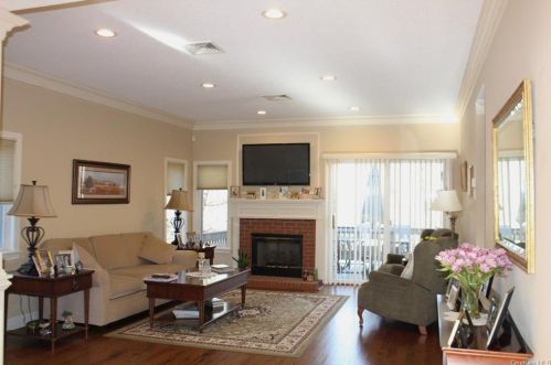 406 Heritage Hls, Somers Town, NY 10589-4089