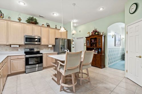 2044 Morningside Blvd, Fort Pierce FL 34952-8821 exterior