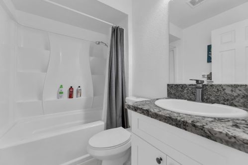 740 K St, Rio Linda CA  95673-3446 exterior