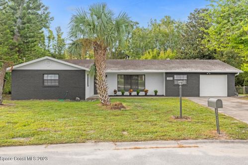 2545 Hillcrest Ave, Titusville, FL 32796-3730