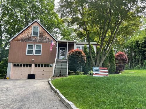 50 Davis Ave, Valhalla, NY 10595-2002