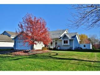 16712 Illinois Ave, Lakeville, MN 55044-5608