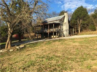 213 Opossum Hollow Rd, Watertown, TN 37184-2316