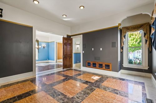 44 7 St, San Jose CA  95112-7401 exterior