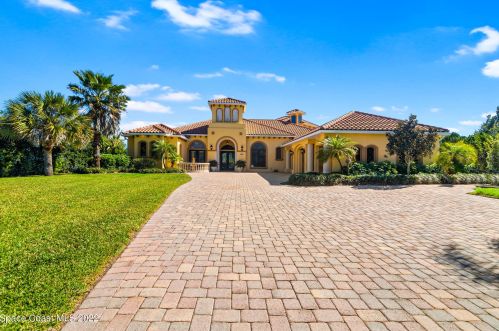 3618 Indian Riv Dr, Cocoa FL 32926-8705 exterior