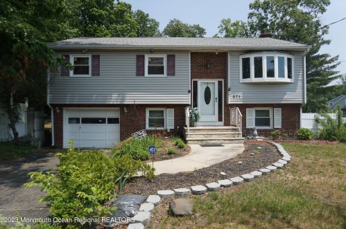 271 Joe Parker Rd, Lakewood NJ  08701-3819 exterior
