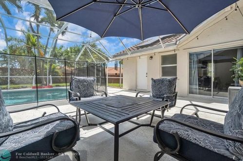 16340 11th St, Hollywood FL 33027-5115 exterior