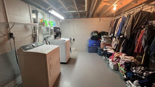 7785 Blackrun Rd, Nashport OH  43830-9441 exterior