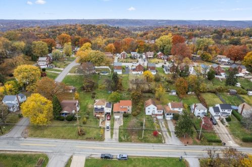 715 Hamil Rd, Verona PA  15147-2924 exterior
