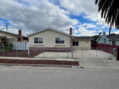 3232 Rocky Mountain Dr, San Jose CA  95127-4858 exterior