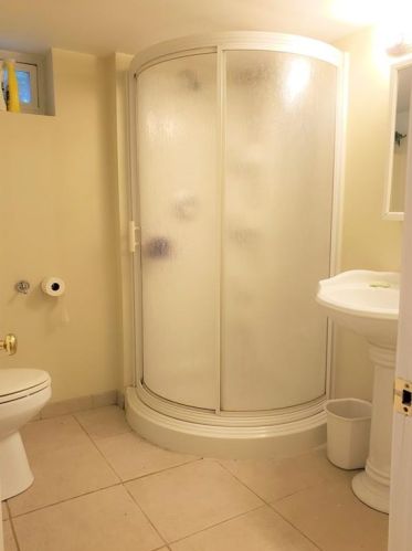 9 Salem Dr, Providence RI  02904-5235 exterior