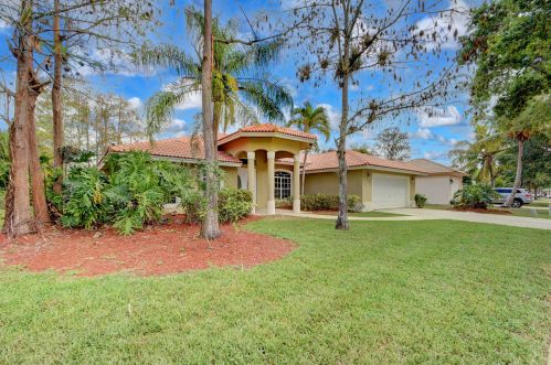 113 Kapok Cres, West Palm Beach, FL 33411-4746