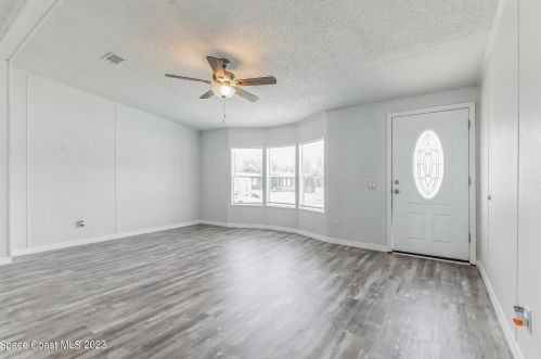 1613 Cocoa Bay Blvd, Cocoa, FL 32926-4702