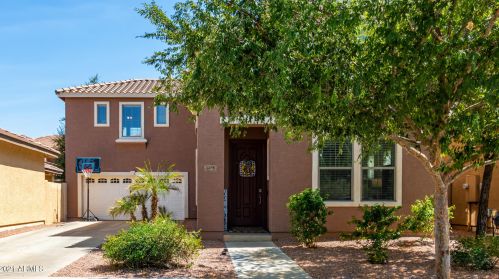 3289 Carla Vista Dr, Gilbert, AZ 85295-3425