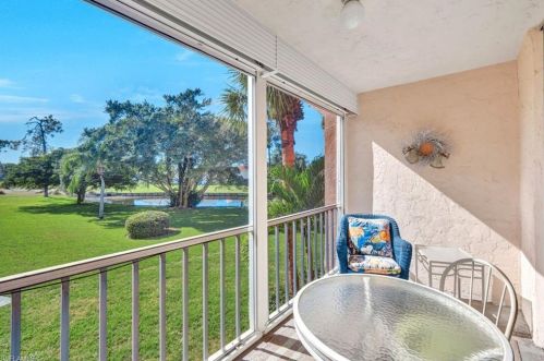 100 Forest Lakes Blvd, Naples FL  34105-2300 exterior