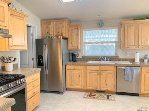 1114 Dale Ct, Santa Rosa CA  95401-4448 exterior