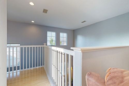 30416 Mallorca Pl, Santa Clarita CA  91384-4787 exterior
