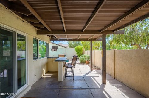 7701 Cypress St, Scottsdale AZ 85257-2855 exterior