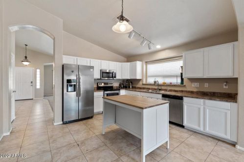 40809 Sanders Way, Maricopa, AZ 85138-6584