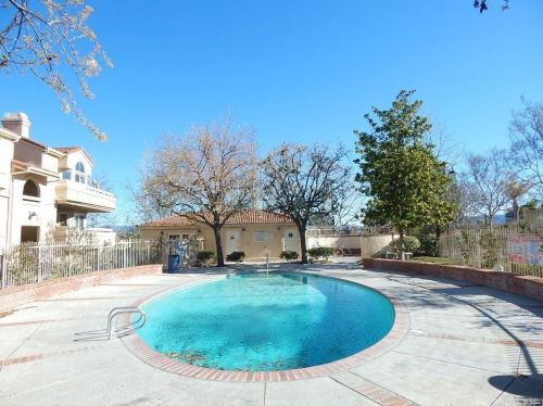 19840 Sandpiper Pl, Santa Clarita CA  91321-1397 exterior