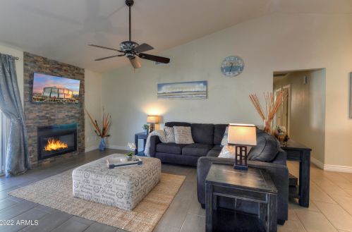 6240 Beck Ln, Scottsdale, AZ 85254-1948