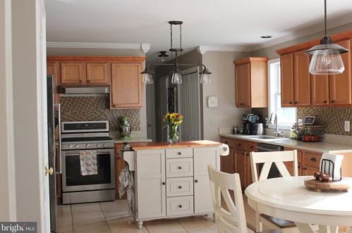 9711 Flint Hill Ct, Fredericksburg, VA 22407-1929