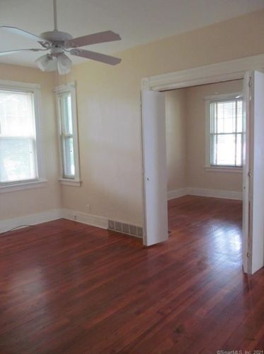 52 Rockwood Ave, Ansonia CT  06401-3026 exterior