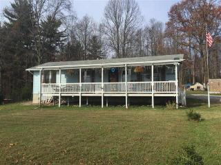 32847 Putnam Chapel Rd, Mcarthur OH  45651-8392 exterior