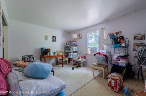 21 Pne Tree Dr, Berkeley Township NJ  08721-1711 exterior