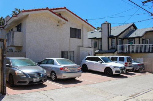 1428 Grand Ave, San Diego CA 92109-4375 exterior