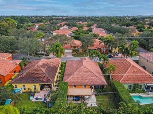 5169 Elpine Way, West Palm Beach, FL 33418-7852