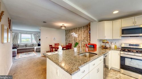 54 Hilldale Rd, Dover DE  19901-3315 exterior