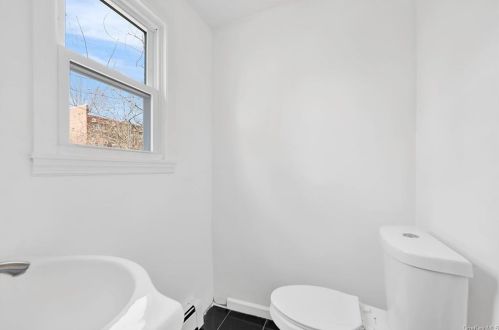 140 13 Ave, Mount Vernon NY  10550-2818 exterior