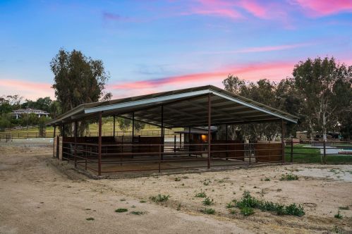 3355 Dove Hollow Rd, Encinitas CA  92024-7240 exterior