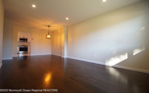 105 Primrose Ln, Bricktown, NJ 08724-1431