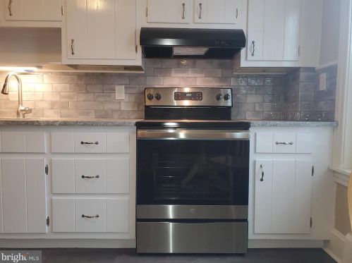 807 Queen St, Pottstown PA  19464-6015 exterior