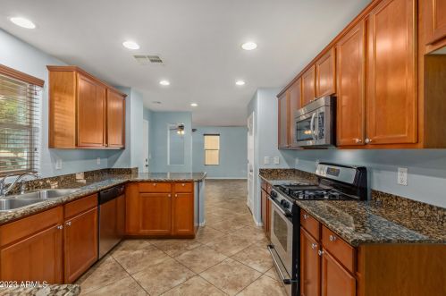 3518 Milky Way, Gilbert, AZ 85295-3465