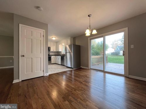 25 Concord Ct, Charles Town WV  25414-5041 exterior