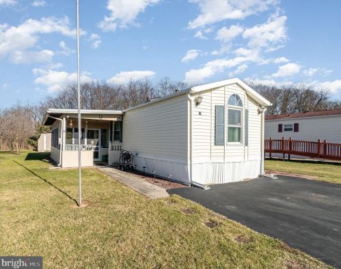 86 Vasilios Dr, Carlisle PA  17015-9012 exterior