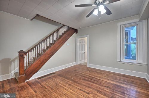 415 College Ave, Lancaster PA  17603-3319 exterior