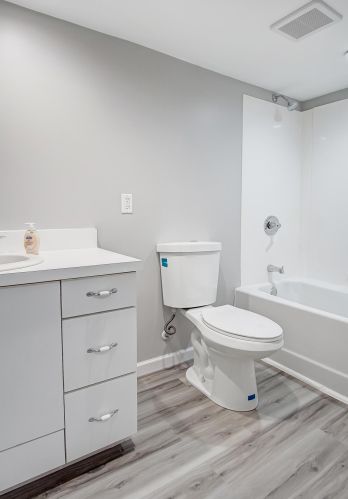 4020 Thomas Dr, Covington KY  41018-2942 exterior