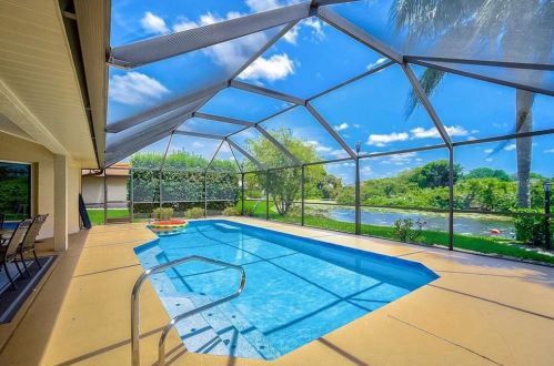 418 Rossetti Dr, Nokomis, FL 34275-3545