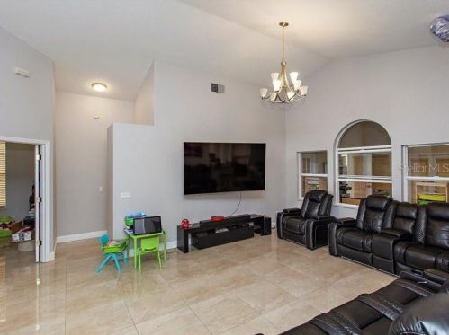 485 Arrowmount Pl, Lake Mary FL  32746-5104 exterior