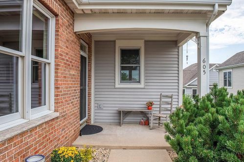 605 Samuel Dr, Madison, WI 53717-2108