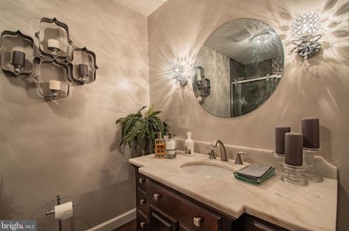 3 Twin Hill Dr, Willingboro NJ  08046-3737 exterior