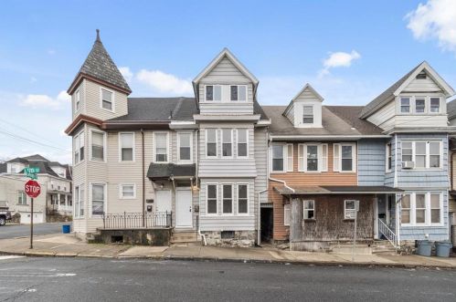 149 12th St, Easton, PA 18042-4163