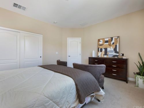 57 Volta Del Tintori St, Lake Elsinore CA  92532-0143 exterior